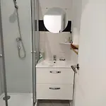 Val Notre Dame Apartman Mantes-la-Jolie